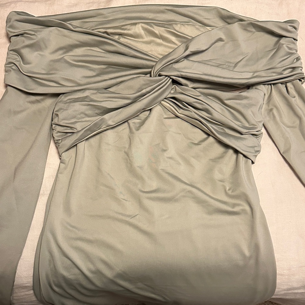 Peppermayo Marla Off-Shoulder Long Sleeve Dress - Picture 3 of 3